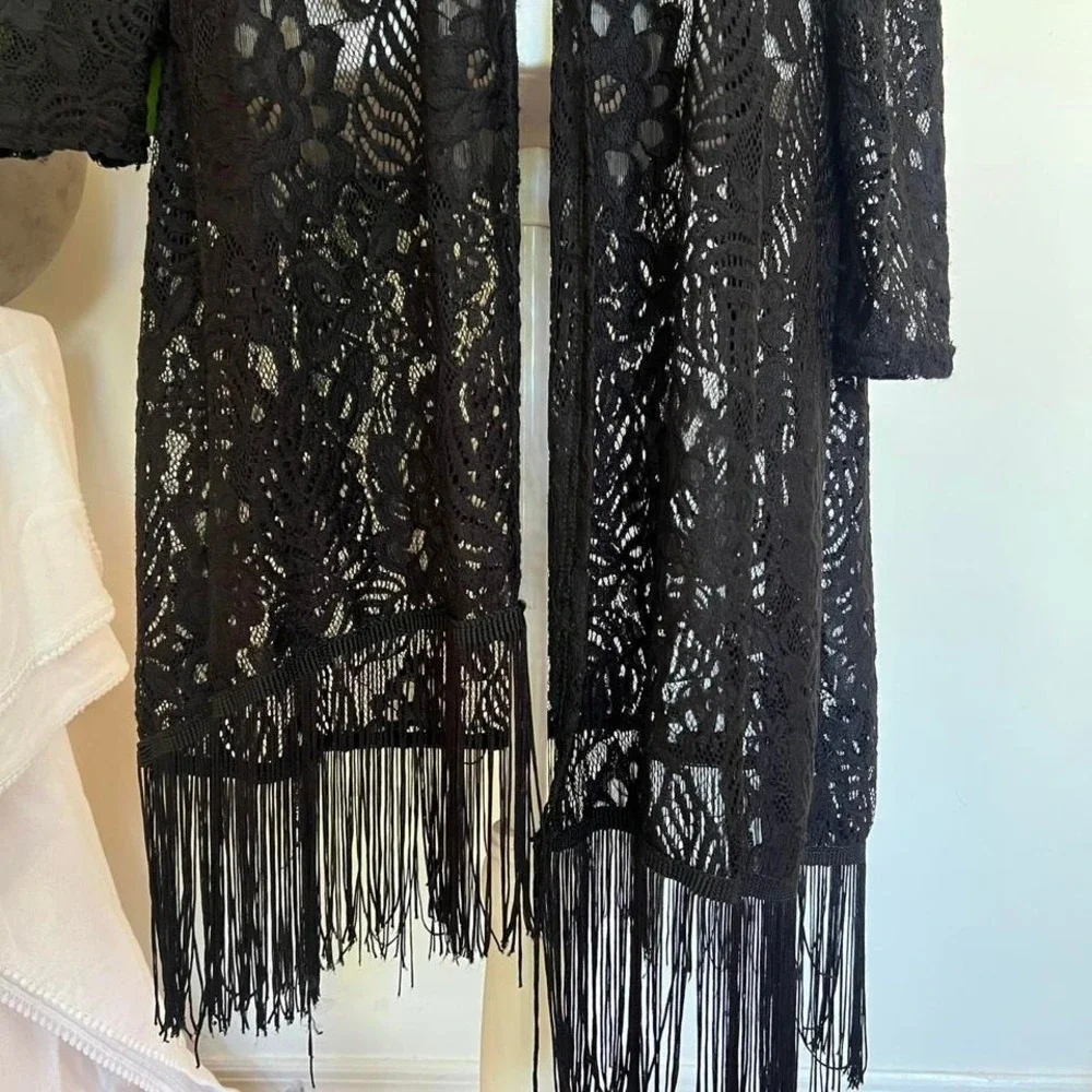 Y2K Whimsigoth Black Lace Long Sleeve Cardigan with Fringe Hem 3X Plus Size - Picture 6 of 8
